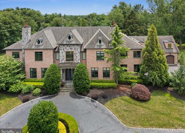 Property at 29 Rabbit Hill Rd, Princeton Junction, NJ 08550, 7 beds, 5.5 baths