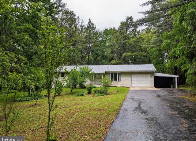 Property at 180 Arbor Rd, Lehighton, PA 18235, 3 beds, 1.5 baths