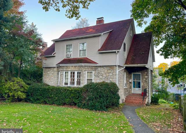Property at 348 E Foster Ave, State College, PA 16801, 3 beds, 1.5 baths