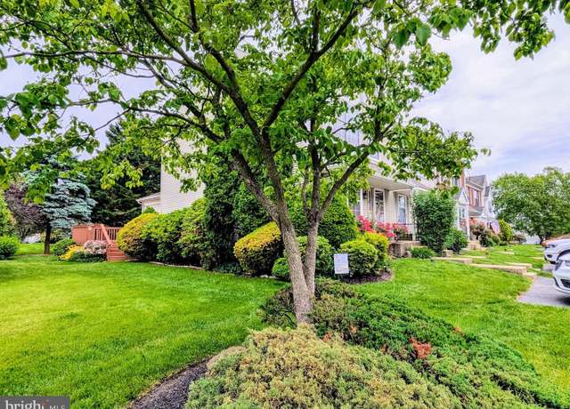 Property at 21 Eusden Dr, Aston, PA 19014, 2 beds, 1.5 baths