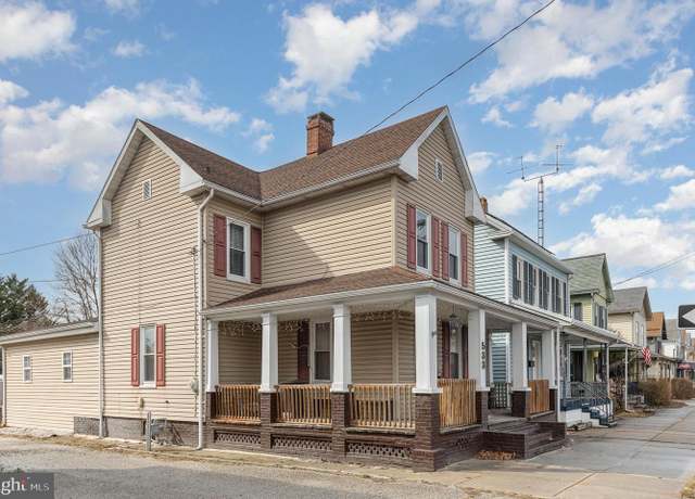 Property at 533 Baltimore St, Hanover, PA 17331, 3 beds, 1 bath