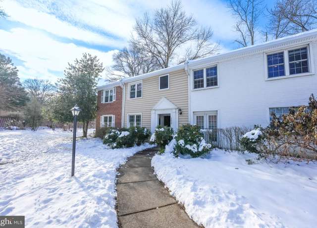 Property at 2659 S Walter Reed Dr Unit D, Arlington, VA 22206, 2 beds, 1 bath