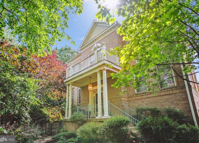 Property at 135 Rees Pl, Falls Church, VA 22046, 3 beds, 3.5 baths