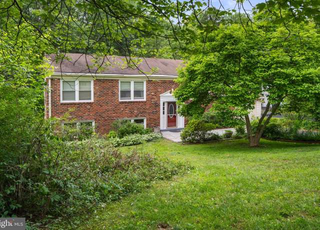 Property at 1806 Cranberry Ln, Reston, VA 20191, 4 beds, 3 baths