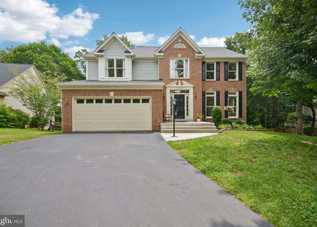 Property at 20622 Langford Ct, Sterling, VA 20165, 4 beds, 2.5 baths