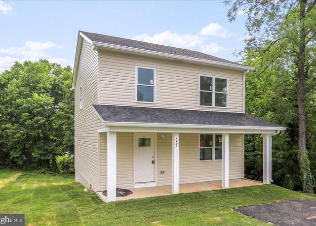 Property at 657 Ash St, Strasburg, VA 22657, 3 beds, 2.5 baths