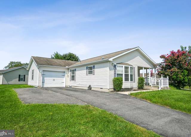 Property at 222 Persimmon Cir W #222, Dover, DE 19901, 3 beds, 2 baths