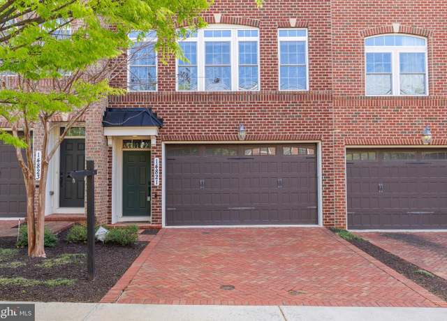 Property at 14821 Wootton Manor Ct, Rockville, MD 20850, 3 beds, 3.5 baths