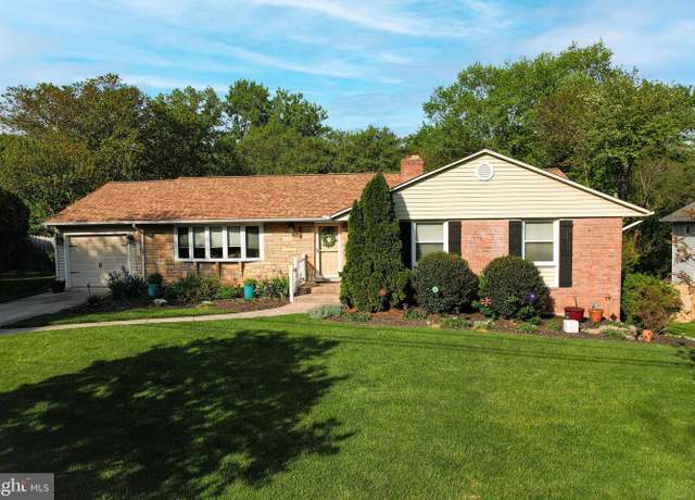Property at 12329 Pretoria Dr, Silver Spring, MD 20904, 4 beds, 2.5 baths