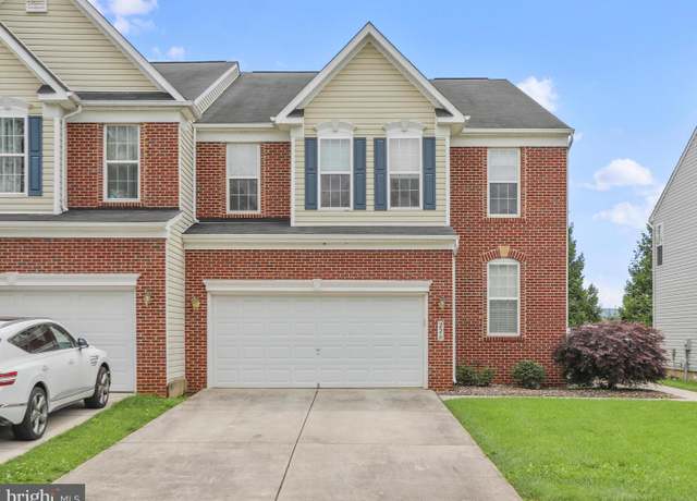 Property at 226 Brynwood St, Hagerstown, MD 21740, 3 beds, 2.5 baths