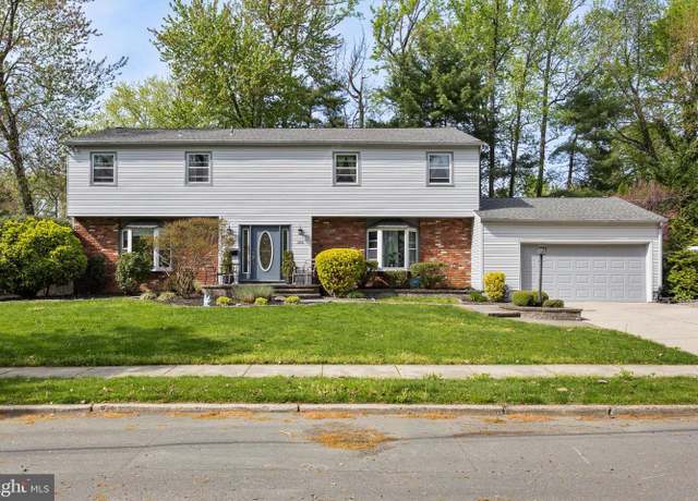 Property at 105 Hart Rd, Cherry Hill, NJ 08034, 4 beds, 2.5 baths