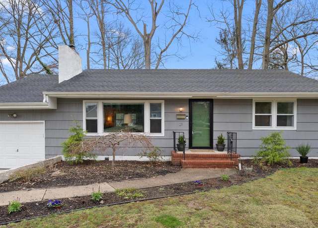 Property at 21 Glen Stewart Dr, Ewing, NJ 08618, 3 beds, 2 baths