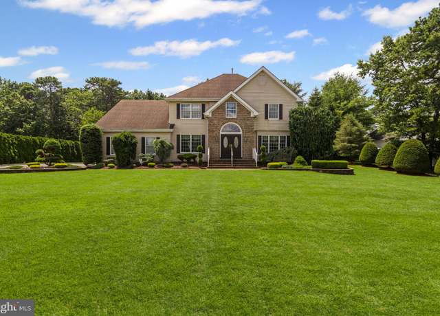 Property at 20 Samantha Dr, Monroe Township, NJ 08831, 5 beds, 3.5 baths