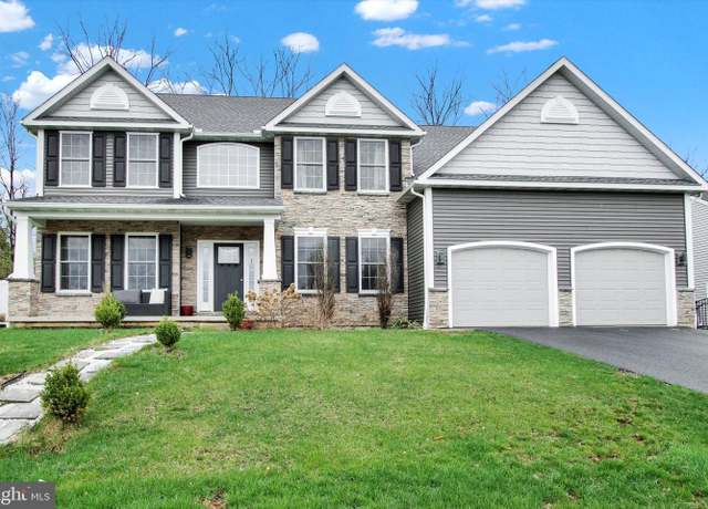 Property at 7 Stella Dr, Reading, PA 19608, 4 beds, 3.5 baths