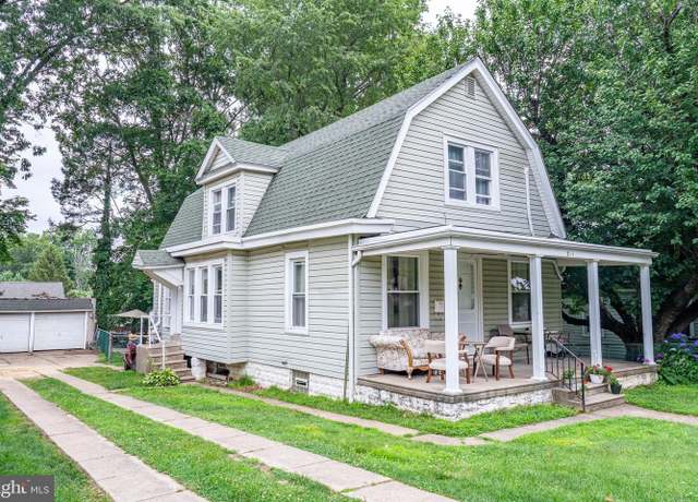 Property at 211 Park Ave, Jenkintown, PA 19046, 4 beds