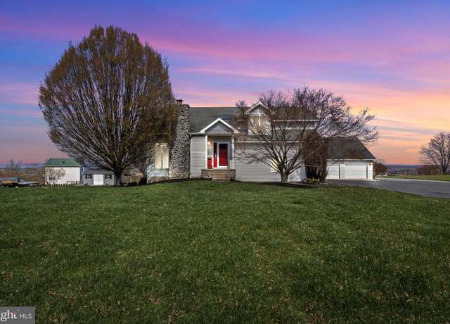 Property at 351 Thorley Rd, New Cumberland, PA 17070, 4 beds, 3.5 baths