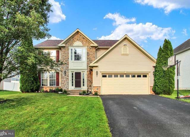 Property at 2523 Codorus Ln, Spring Grove, PA 17362, 4 beds, 3.5 baths