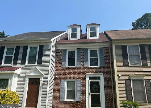 Property at 8485 Laurel Oak Dr, Springfield, VA 22153, 2 beds, 3 baths