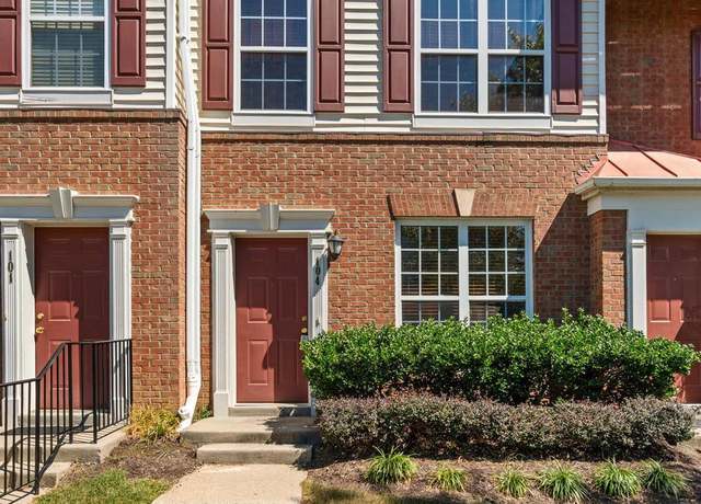 Property at 2497 Angeline Dr #104, Herndon, VA 20171, 2 beds, 2.5 baths