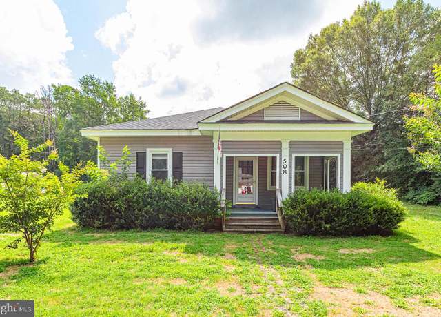 Property at 508 Chapman St, Ashland, VA 23005, 2 beds, 1 bath