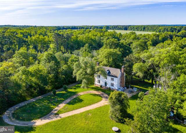 Property at 15318 James Madison Pkwy, King George, VA 22485, 4 beds, 3.5 baths