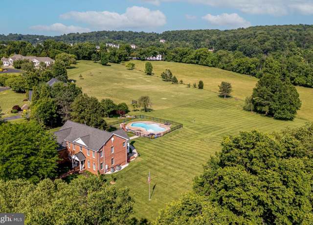 Property at 15220 Highview Ct, Waterford, VA 20197, 4 beds, 5 baths