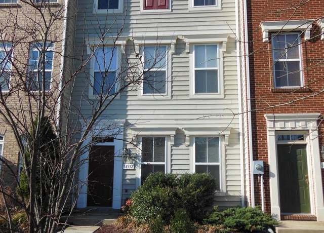 Property at 14532 Kentish Fire St, Gainesville, VA 20155, 4 beds, 3 baths