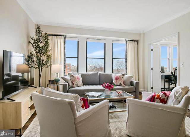 Property at 4000 NW Cathedral Ave NW Unit 749B, Washington, DC 20016, 2 beds, 1 bath