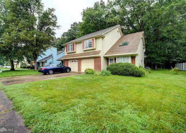 Property at 21 Stoney Dr, Dover, DE 19904, 3 beds, 2.5 baths