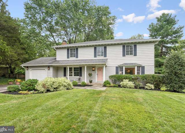 Property at 119 Cardamon Dr, Edgewater, MD 21037, 4 beds, 2.5 baths