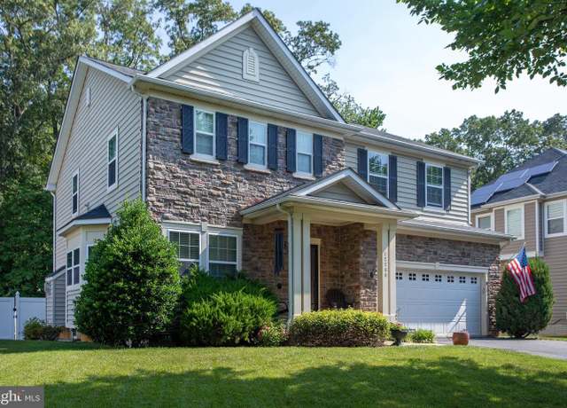 Property at 12250 Goldstone Ct, Waldorf, MD 20601, 4 beds, 3.5 baths