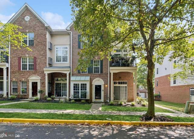 Property at 9806 Spanish Oak Way #126, Bowie, MD 20721, 3 beds, 2.5 baths