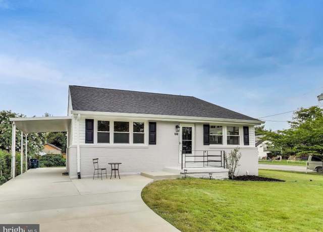 Property at 4901 Maury Pl, Oxon Hill, MD 20745, 5 beds, 3 baths