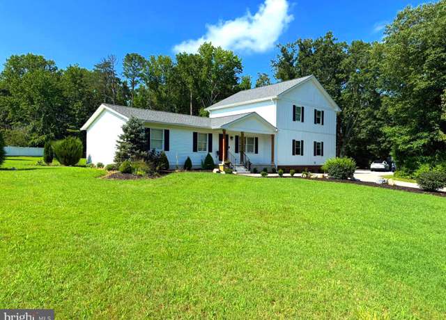 Property at 24925 Sotterley Rd, Hollywood, MD 20636, 5 beds, 3 baths