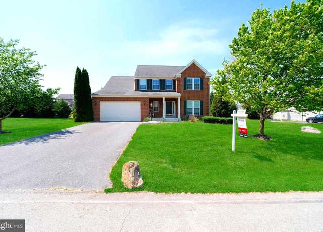 Property at 19321 Paradise Manor Dr, Hagerstown, MD 21742, 4 beds, 3 baths