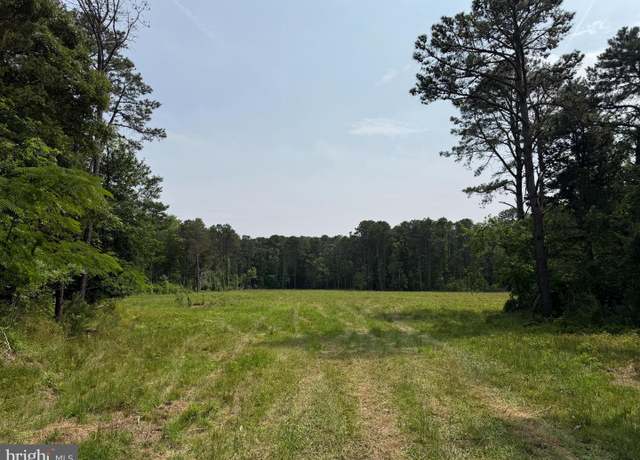 Property at 3 Buckingham Rd, Cape May Court House, NJ 08210