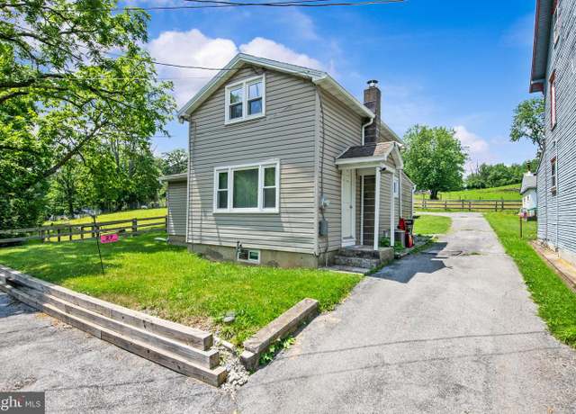 Property at 27 Hoover Ln, Mohnton, PA 19540, 2 beds, 1 bath