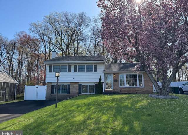 Property at 7 Sandy Dr, Yardley, PA 19067, 3 beds, 1.5 baths