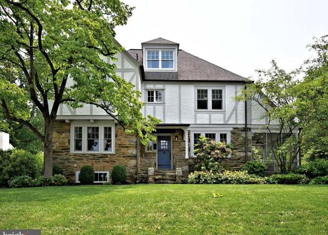 Property at 19 Croton Rd, Wayne, PA 19087, 5 beds, 3.5 baths