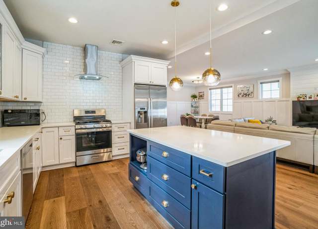 Property at 541 Glendale Rd, Havertown, PA 19083, 4 beds, 3 baths