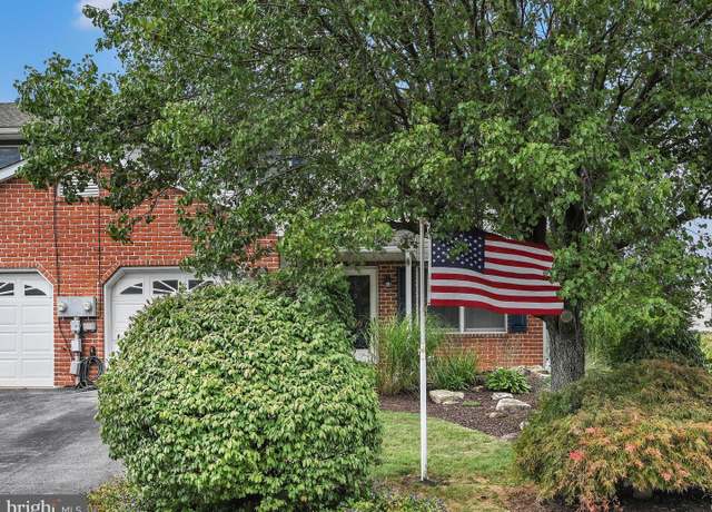 Property at 150 Palm Ln, Lebanon, PA 17042, 3 beds, 1.5 baths