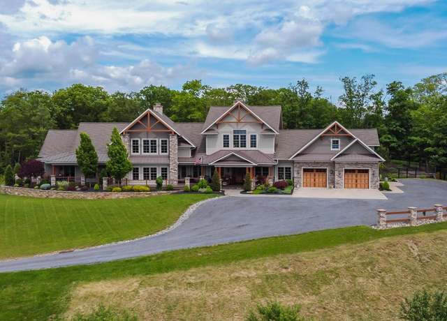 Property at 81 Marshall Ct, Williamsport, PA 17701, 4 beds, 4.5 baths
