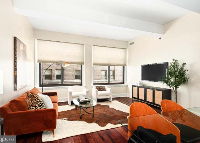 Property at 1500 Chestnut St Unit 6D, Philadelphia, PA 19102, 1 bed, 1 bath