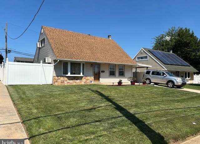Property at 2867 Comly Rd, Philadelphia, PA 19154, 3 beds, 2 baths