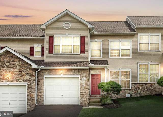Property at 404 Marion Rd, York, PA 17406, 3 beds, 2.5 baths
