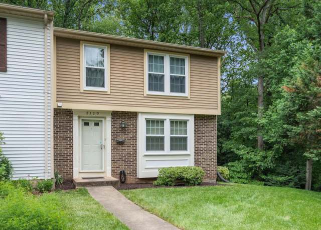 Property at 2323 Middle Creek Ln, Reston, VA 20191, 3 beds, 3 baths