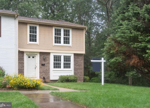 Property at 2323 Middle Creek Ln, Reston, VA 20191, 3 beds, 3 baths