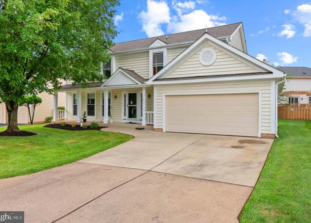 Property at 3711 Sumter Ct, Fairfax, VA 22033, 5 beds, 3.5 baths