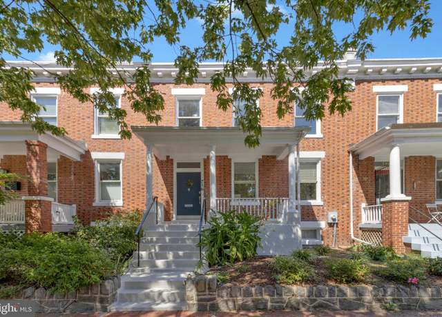 Property at 716 E St NE, Washington, DC 20002, 3 beds, 2.5 baths