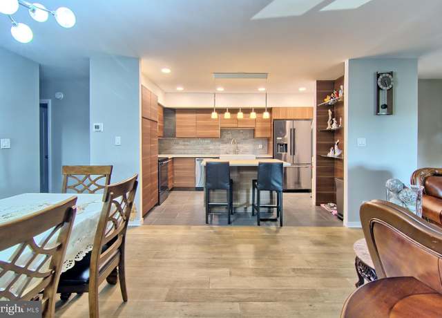 Property at 12 Stonehenge Cir Unit 12-5, Baltimore, MD 21208, 2 beds, 2 baths